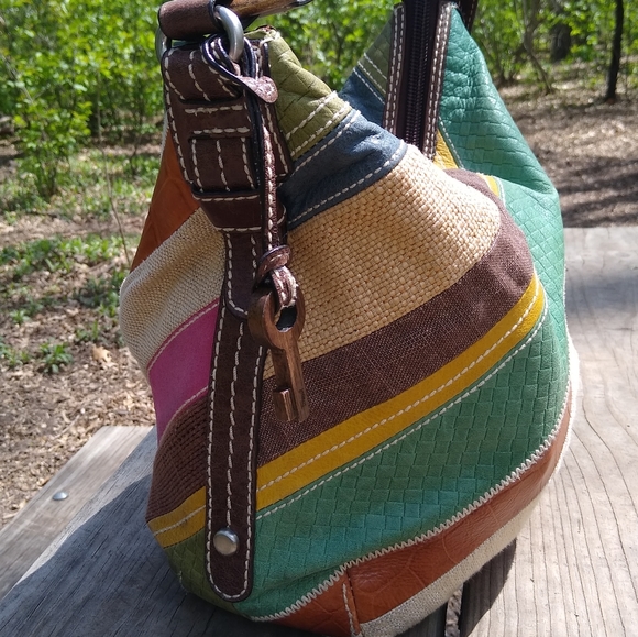 Vintage Fossil patchwork hobo with wooden key, EUC - Picture 2 of 8